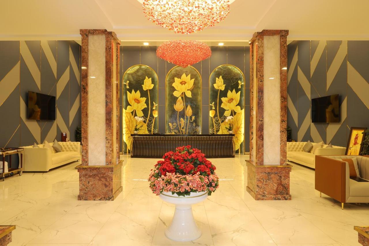 Pleiku Hotel Kültér fotó