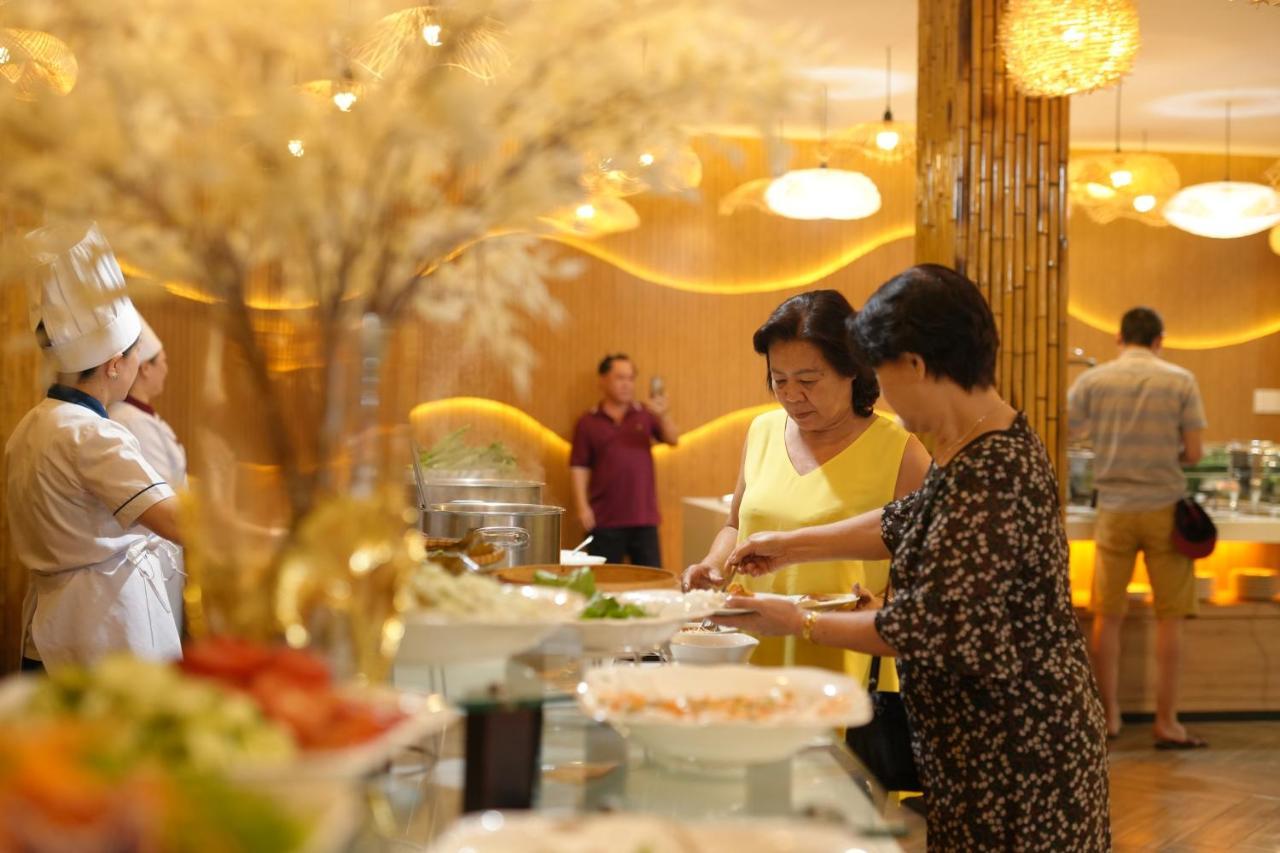Pleiku Hotel Kültér fotó