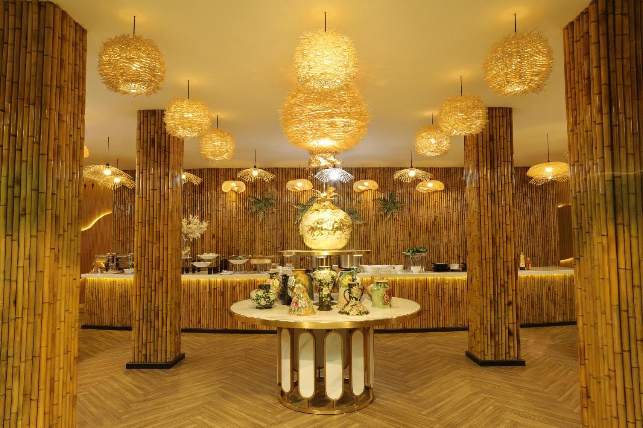 Pleiku Hotel Kültér fotó