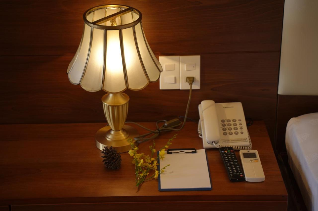 Pleiku Hotel Kültér fotó