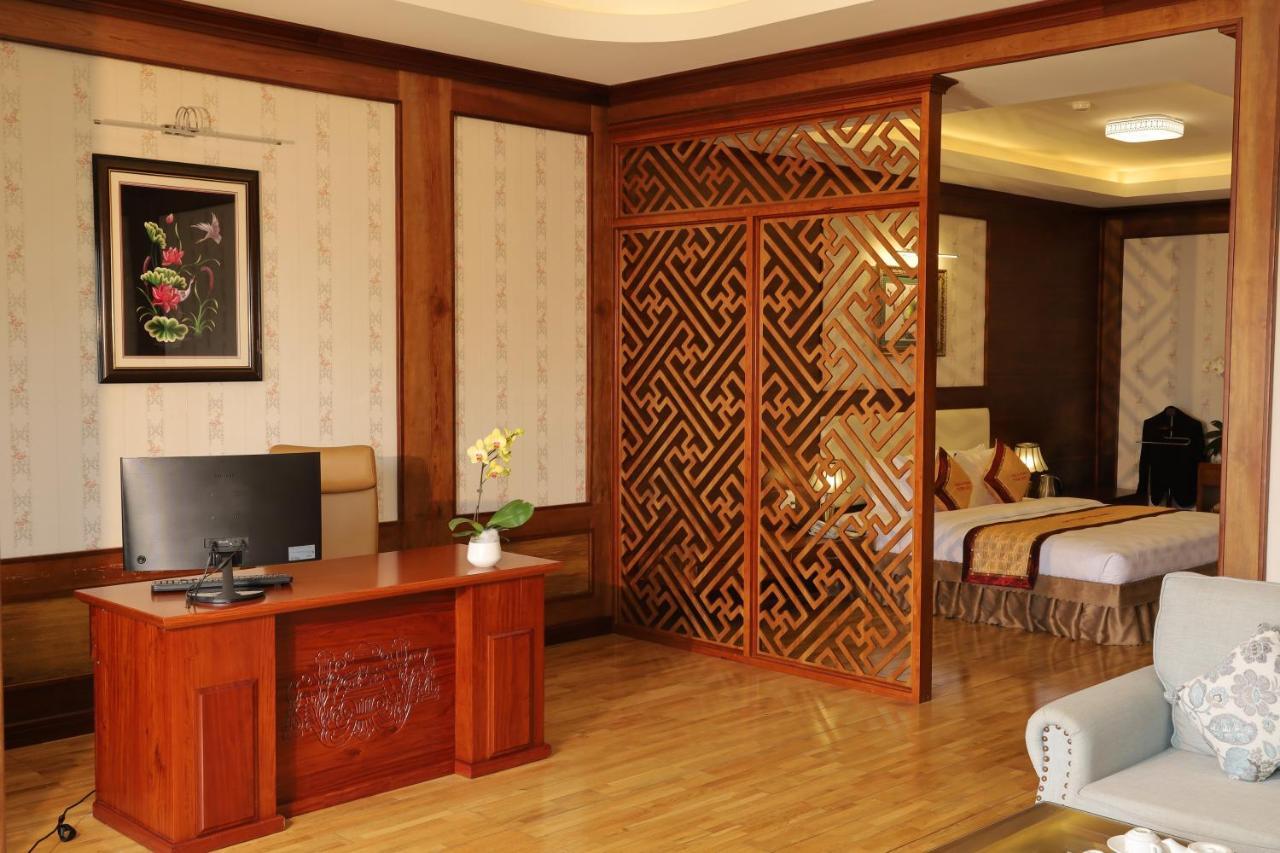 Pleiku Hotel Kültér fotó